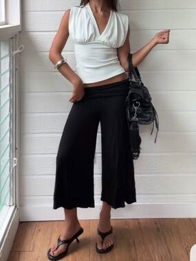 Black gauchos